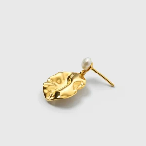 Moulded Short Single Earring Gold